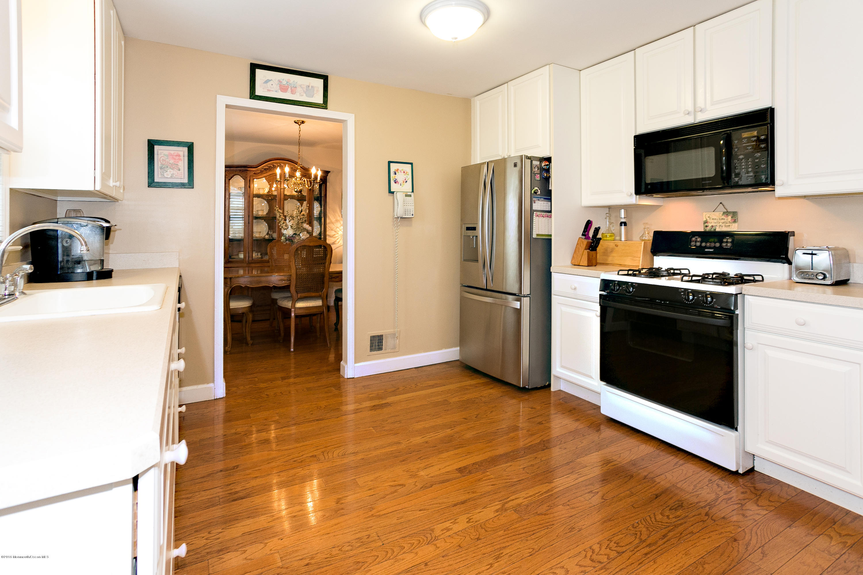 1110 Leonard Road Point Pleasant, NJ 08742 - Photo 3 of 25 Kitchen 1112 Leonard
