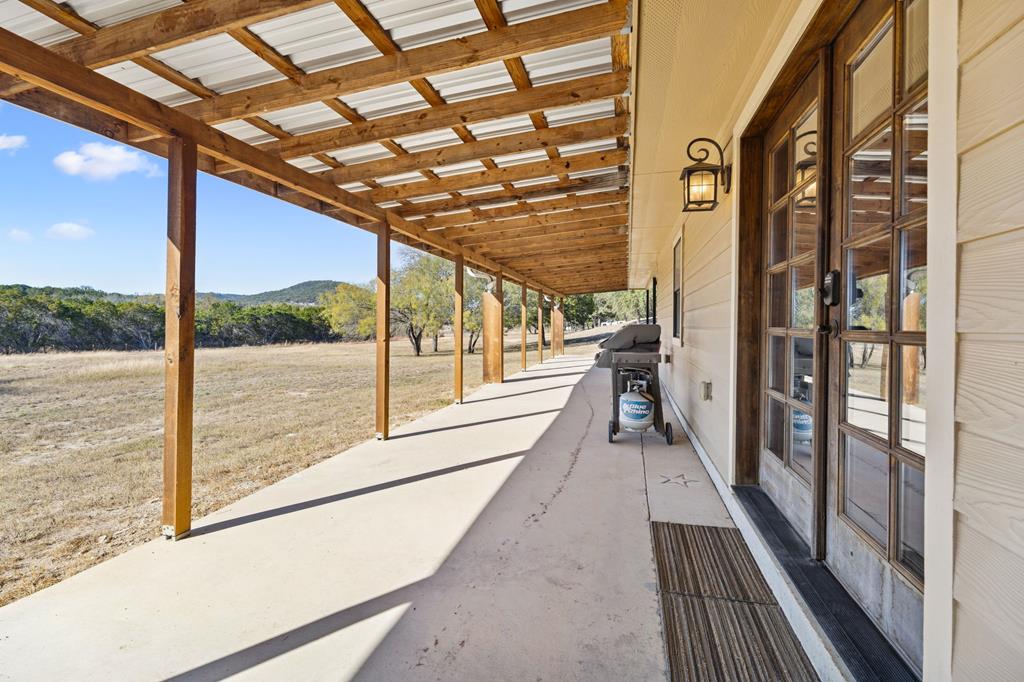 383 Elm Pass Road Bandera, TX 78003 - Photo 11 of 91