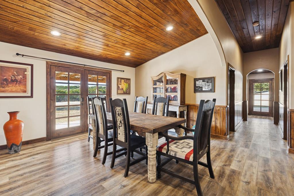 383 Elm Pass Road Bandera, TX 78003 - Photo 13 of 91