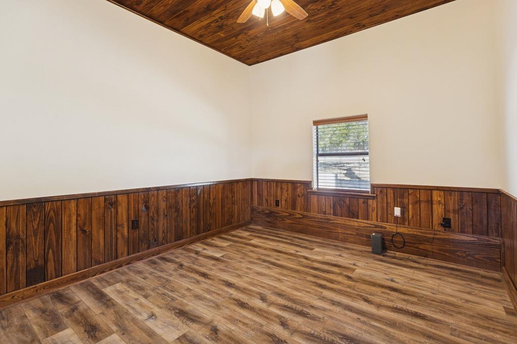 383 Elm Pass Road Bandera, TX 78003 - Photo 14 of 91