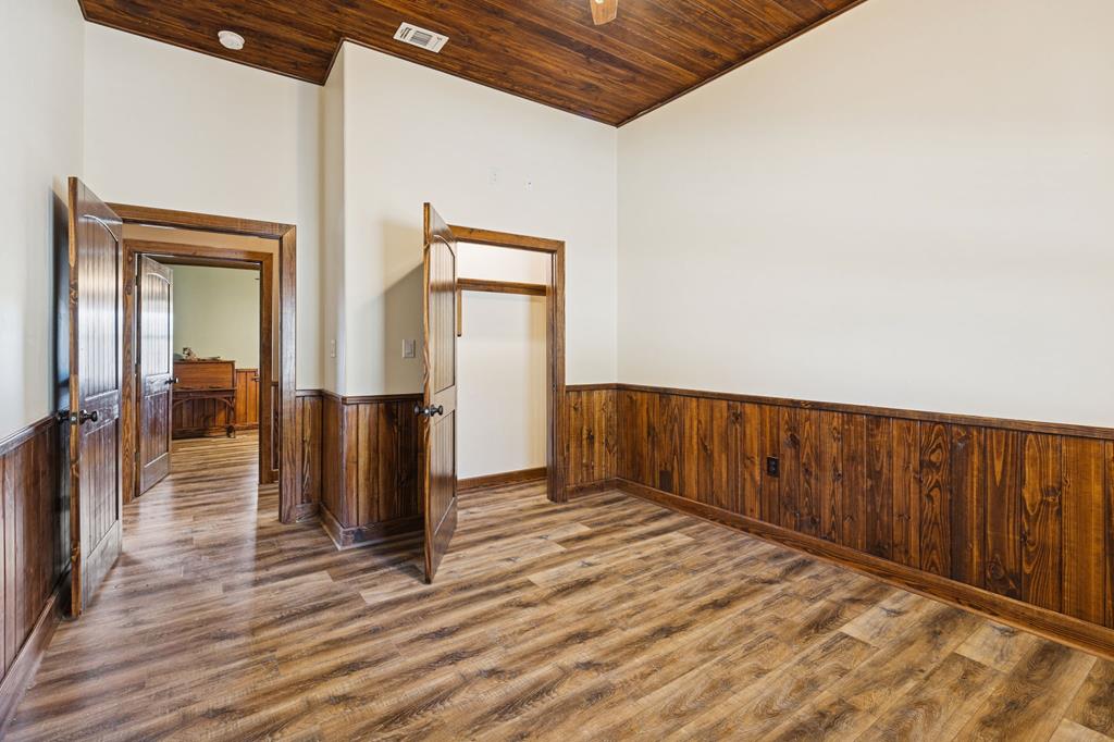 383 Elm Pass Road Bandera, TX 78003 - Photo 15 of 91