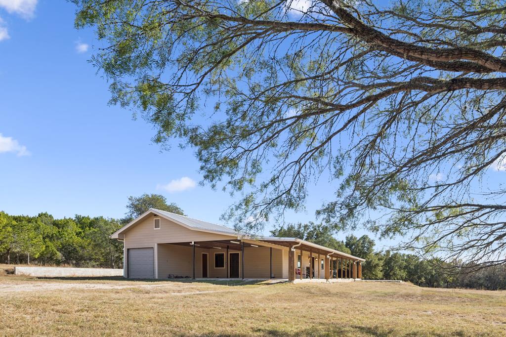 383 Elm Pass Road Bandera, TX 78003 - Photo 6 of 91