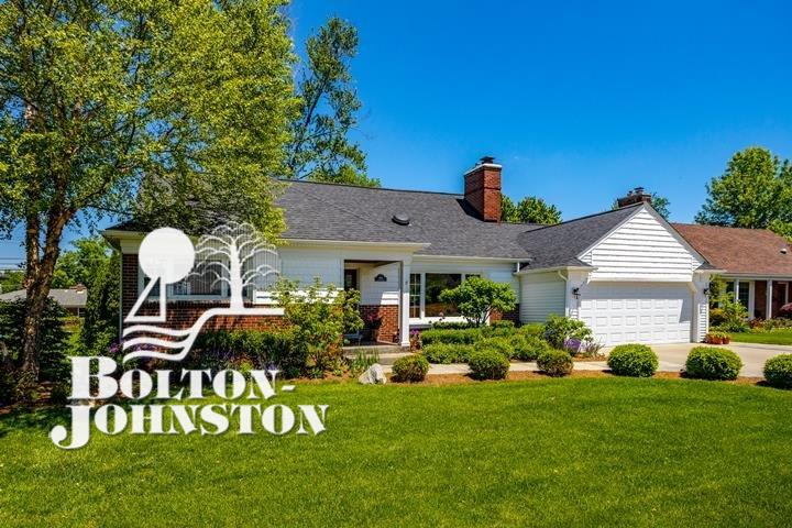 884 North Renaud Road Grosse Pointe Woods, MI 48236 - Photo 2 of 54