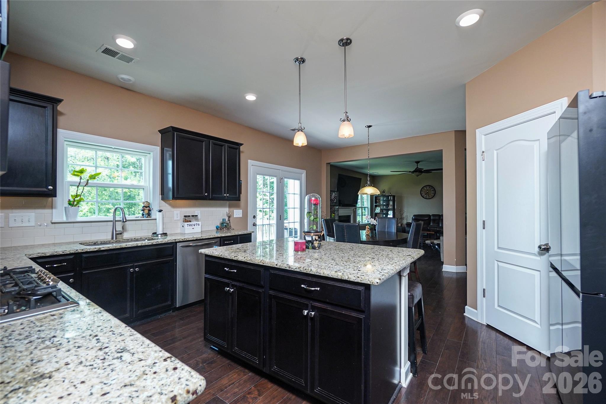 1238 Stonecrest Boulevard Fort Mill, SC 29708 - Photo 6 of 48