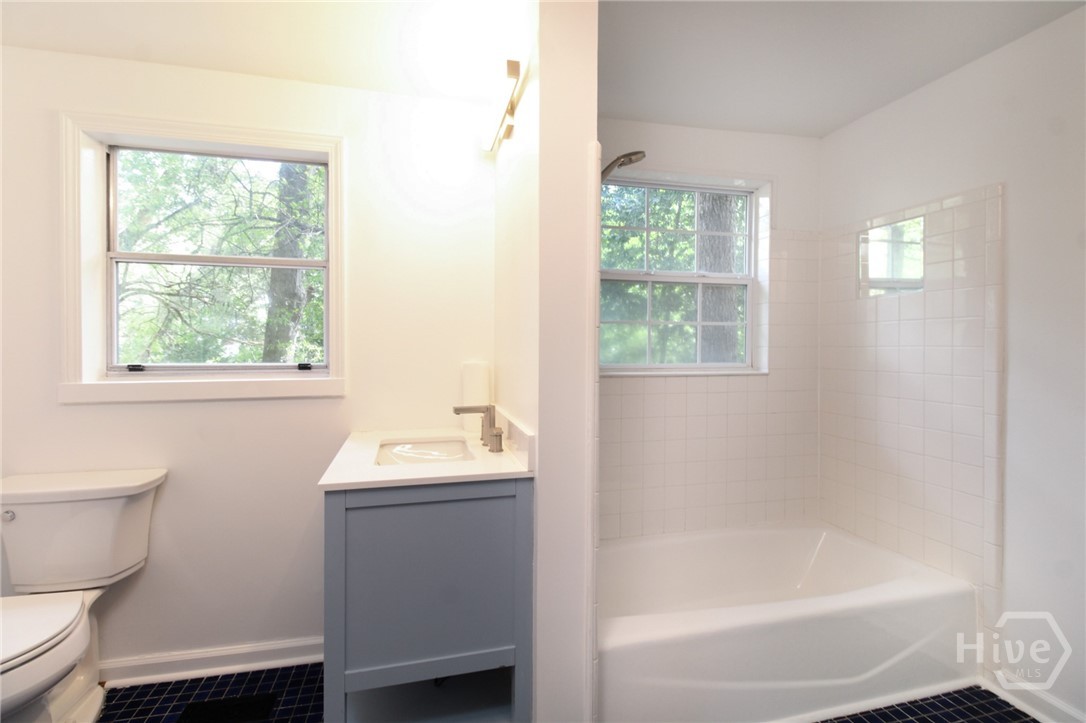 546 Pulaski Street Athens, GA 30601 - Photo 17 of 31 Gallery Image 17