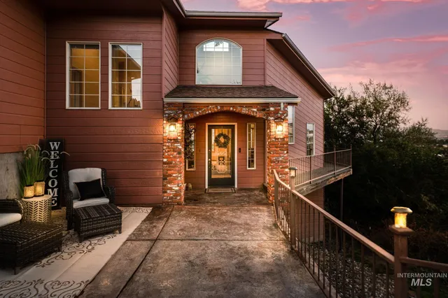 $655,000 | 511 Crestline Cir Court, Lewiston, ID 83501