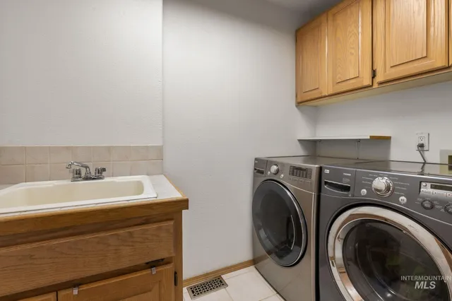 $655,000 | 511 Crestline Cir Court, Lewiston, ID 83501