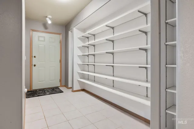 $655,000 | 511 Crestline Cir Court, Lewiston, ID 83501