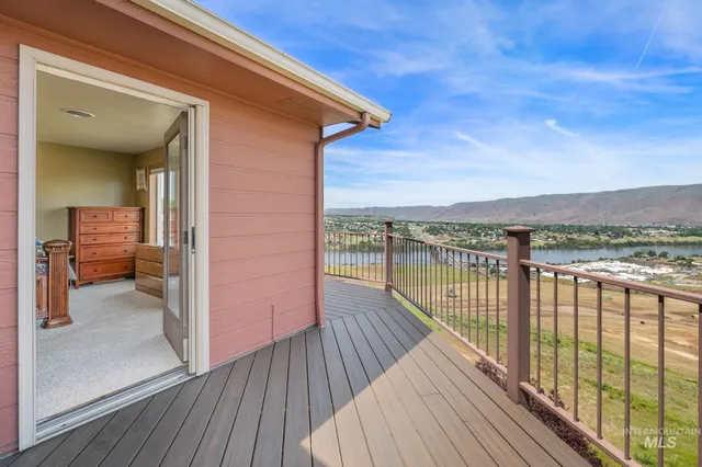 $655,000 | 511 Crestline Cir Court, Lewiston, ID 83501