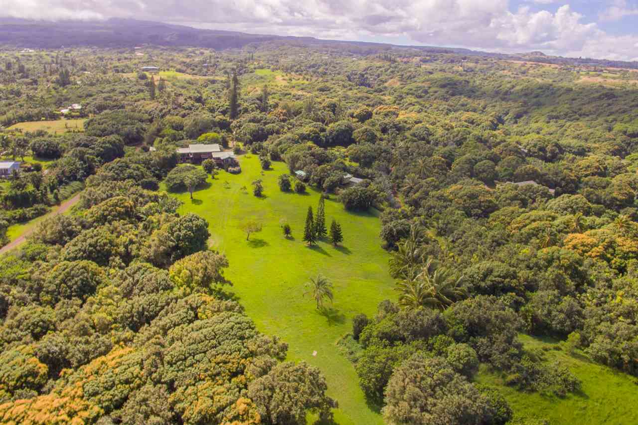 480 Hoolawa Road Haiku, HI 96708 - Photo 3 of 30 view of city and green space