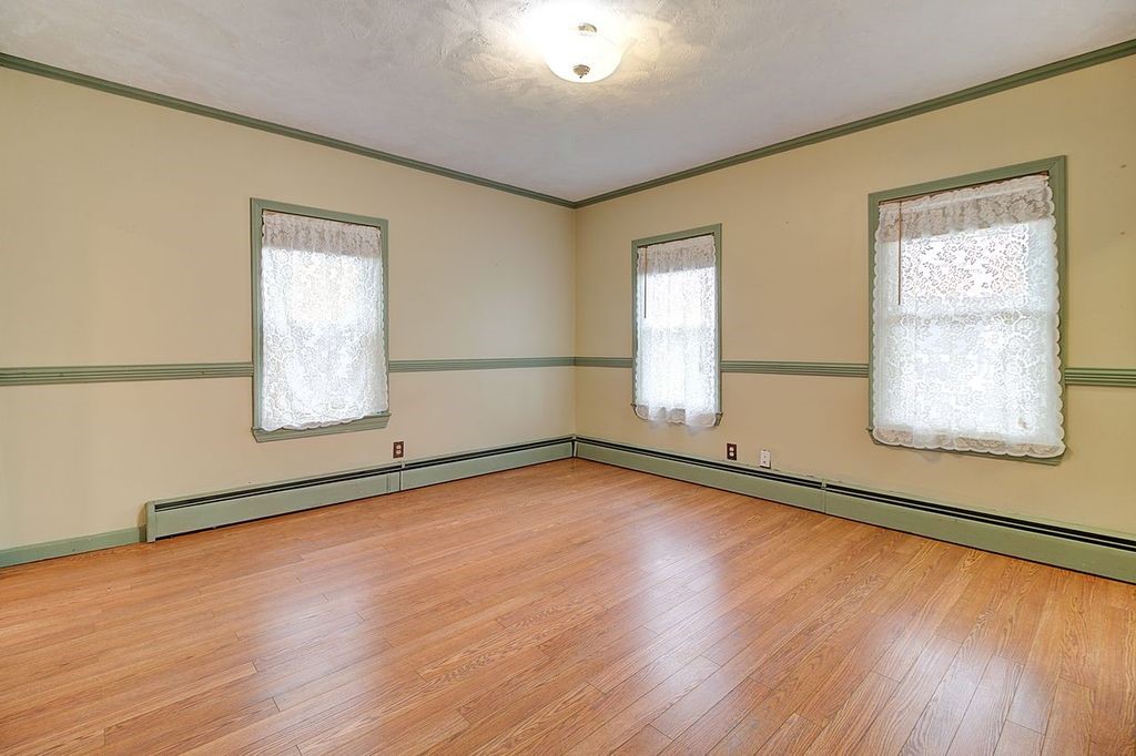 41 Gazza Road Burrillville, RI 02839 - Photo 6 of 29 Gallery Image 6