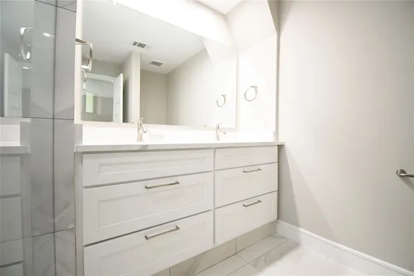 $3,200 | 2641 Magnolia Drive, Irving, TX 75062