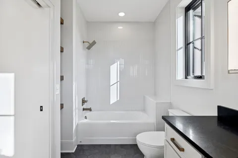 $2,850,000 | 9204 Horton Highway, College Grove, TN 37046