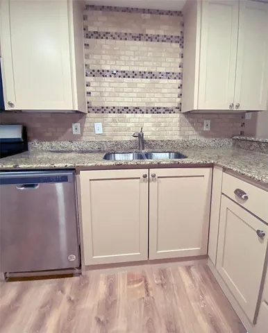 $350,000 | 12156 Dandridge Drive, Dallas, TX 75243