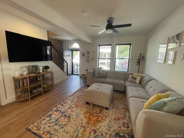 $3,500 | 12 South Street, Unit 2, Beacon, NY 12508