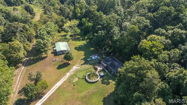 $300,000 | 3822 Wayne Route, Greenville, MO 63944