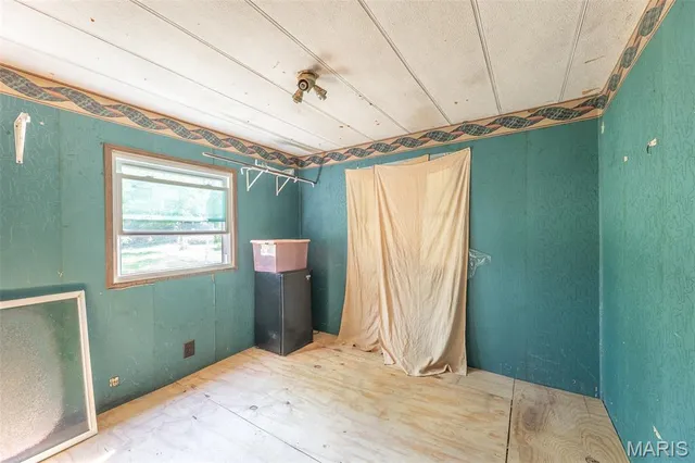 $300,000 | 3822 Wayne Route, Greenville, MO 63944