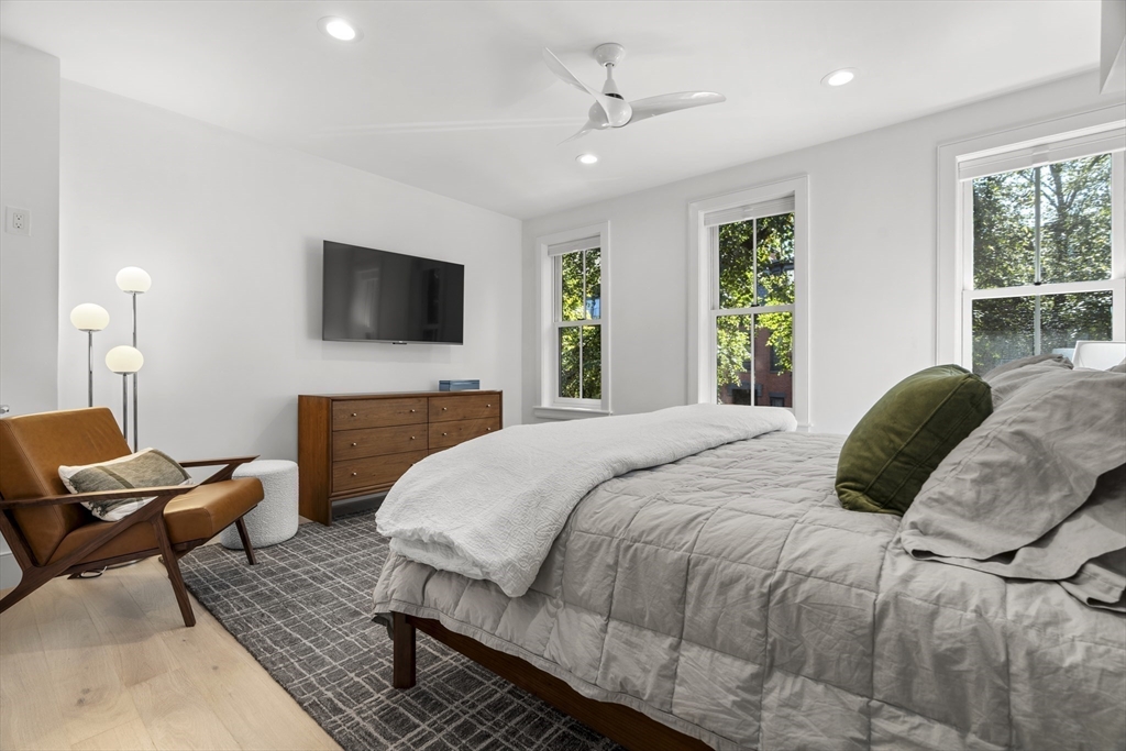 27 Appleton Street Boston, MA 02116 - Photo 22 of 36