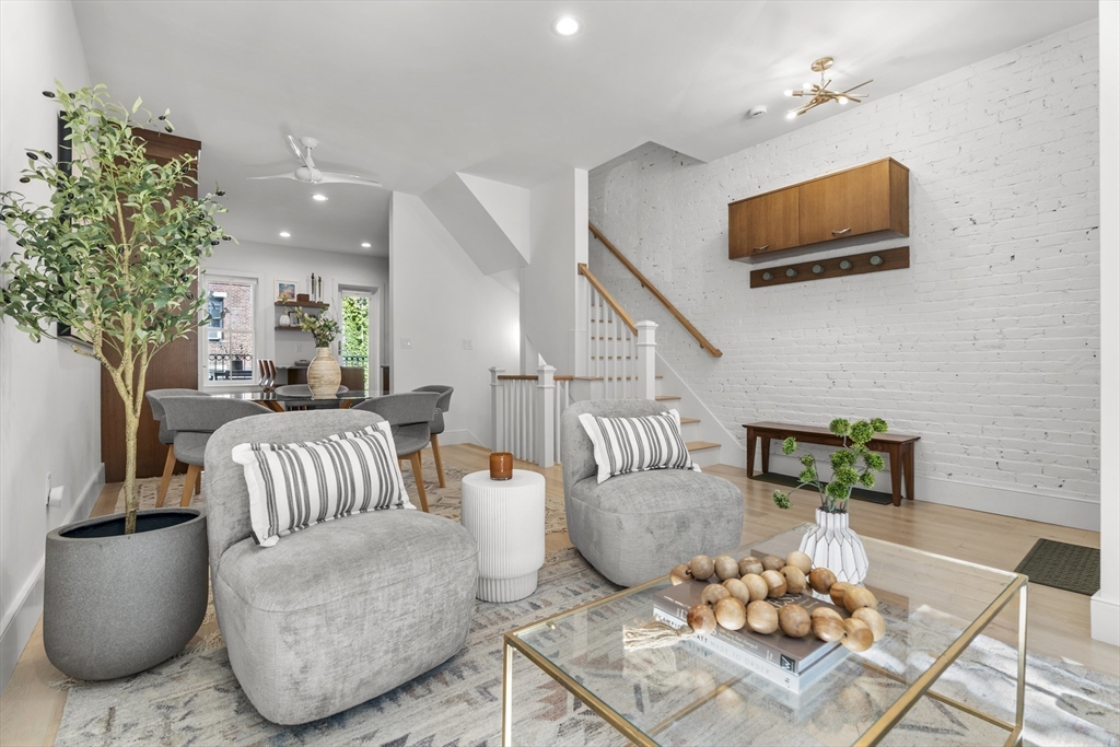 27 Appleton Street Boston, MA 02116 - Photo 7 of 36