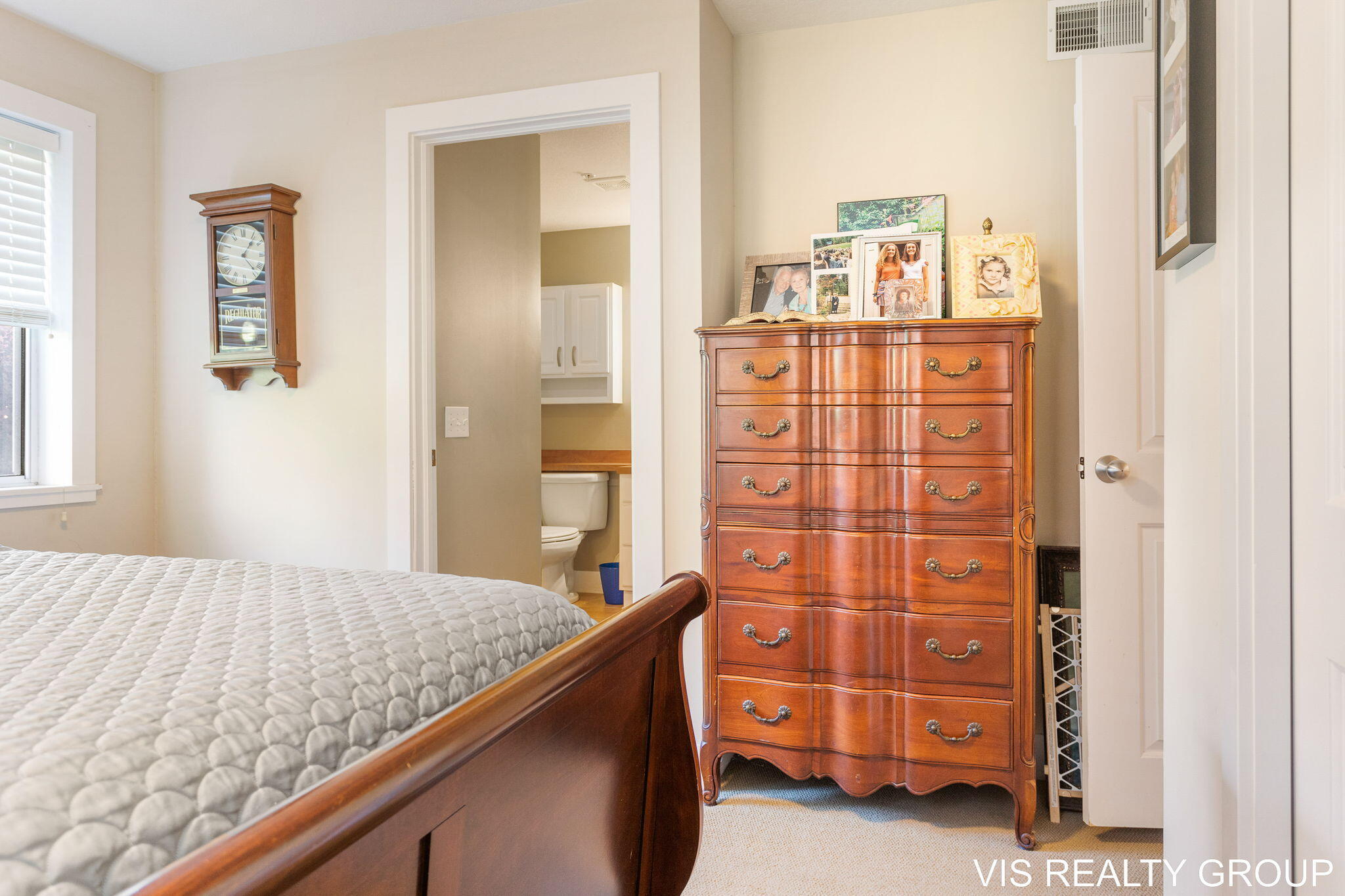 18400 North Ridge Court, Unit 20 Spring Lake, MI 49456 - Photo 18 of 49 17-web-or-mls-18400 N Ridge Ct, Spring L