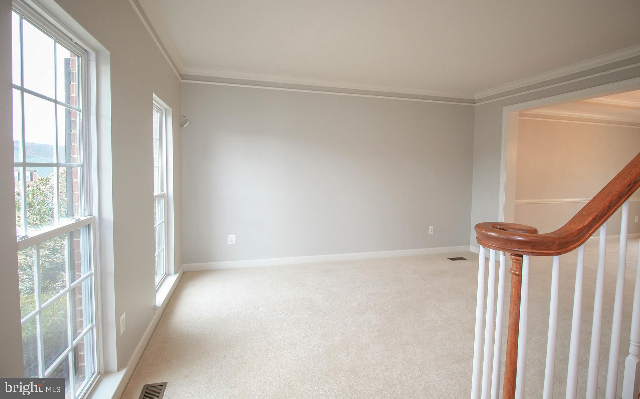 37 Fawn Hill Road Hanover, PA 17331 - Photo 21 of 54 Living Room