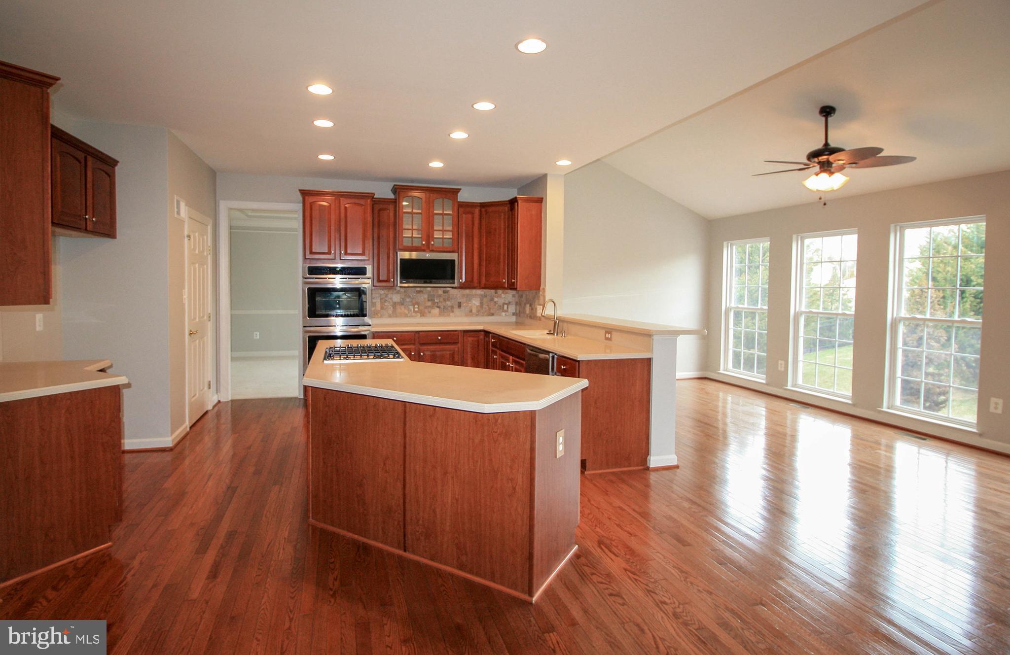 37 Fawn Hill Road Hanover, PA 17331 - Photo 7 of 54 Kitchen
