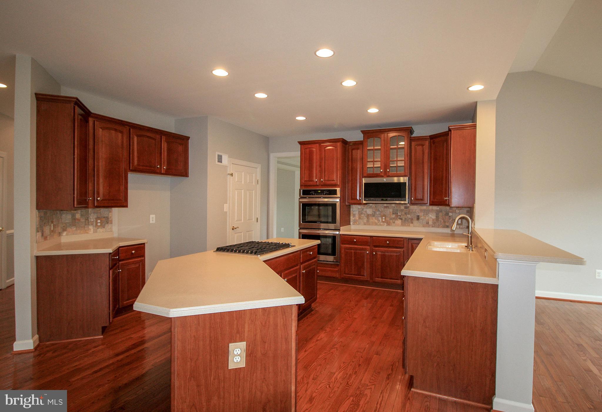 37 Fawn Hill Road Hanover, PA 17331 - Photo 9 of 54 Kitchen