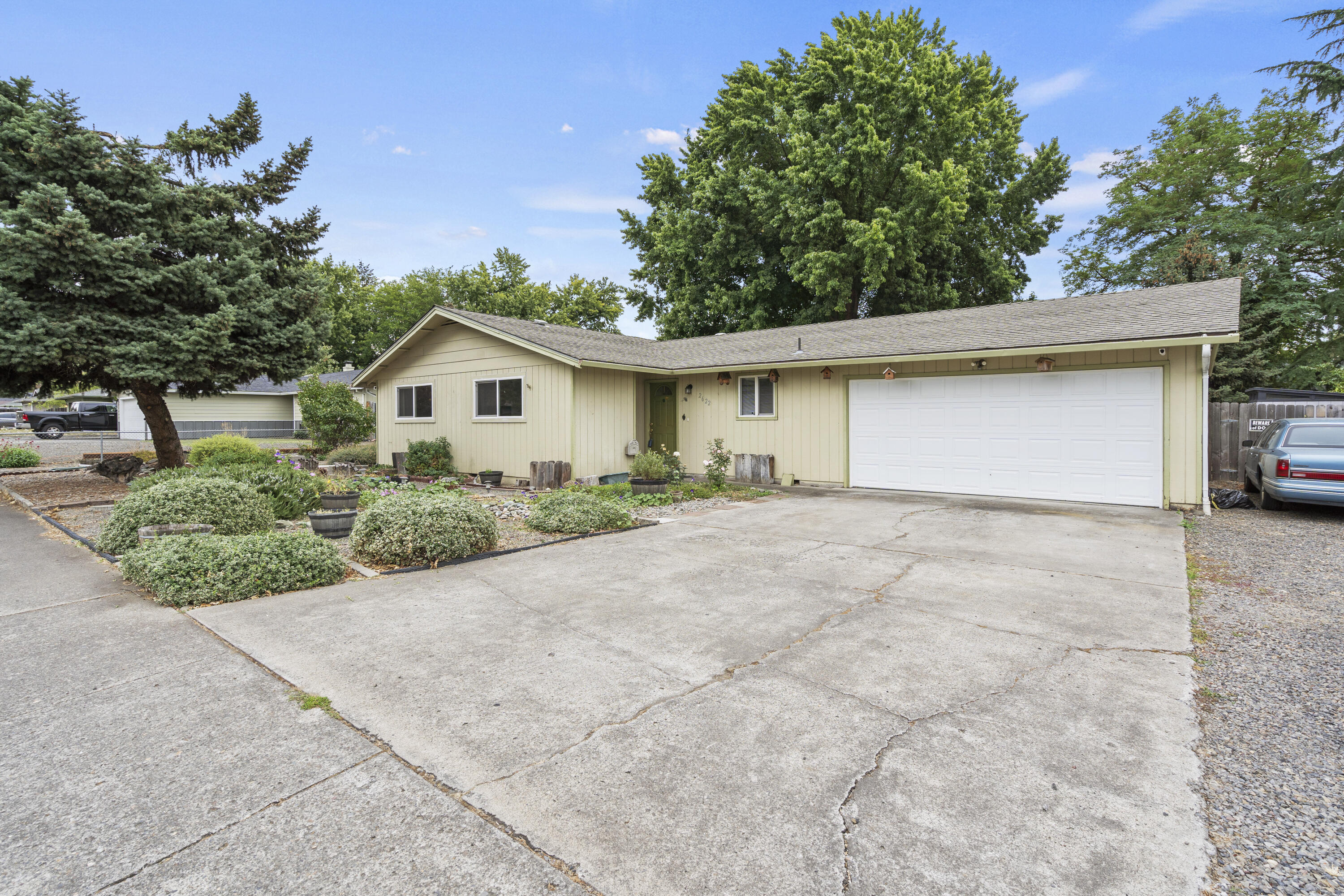 2622 Delta Waters Road Medford, OR 97504 - Photo 29 of 32 2622 Delta Waters Rd - 26