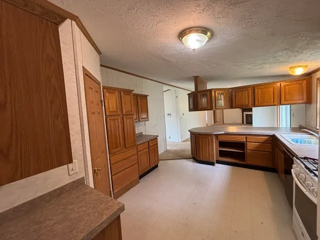 $99,900 | 18 Lincoln Street, Lawndale, IL 61751