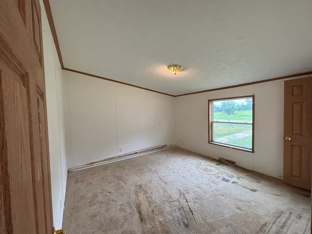 $99,900 | 18 Lincoln Street, Lawndale, IL 61751