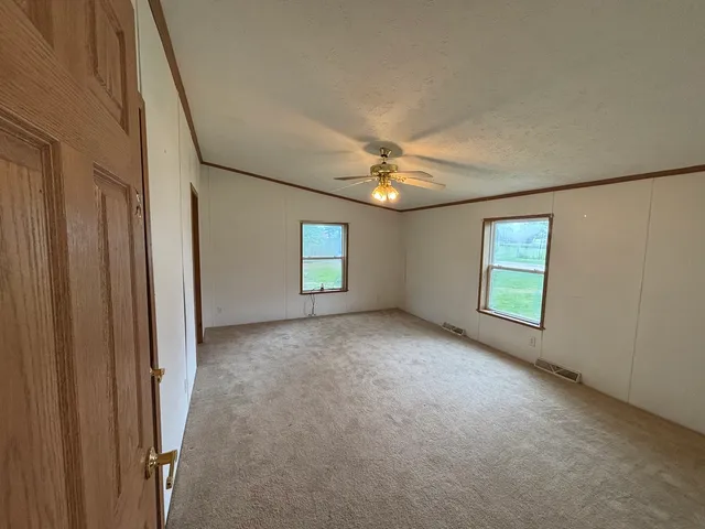 $99,900 | 18 Lincoln Street, Lawndale, IL 61751