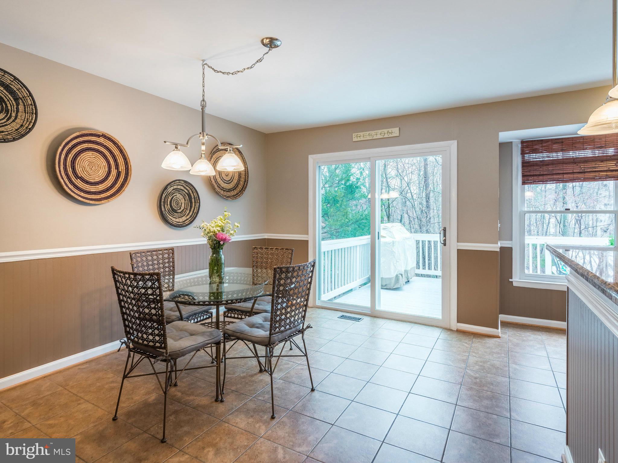 1401 Newport Spring Court Reston, VA 20194 - Photo 8 of 30 Kitchen