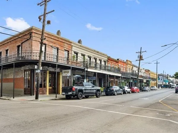 $1,550 | 1900 Magazine Street, Unit C, New Orleans, LA 70130
