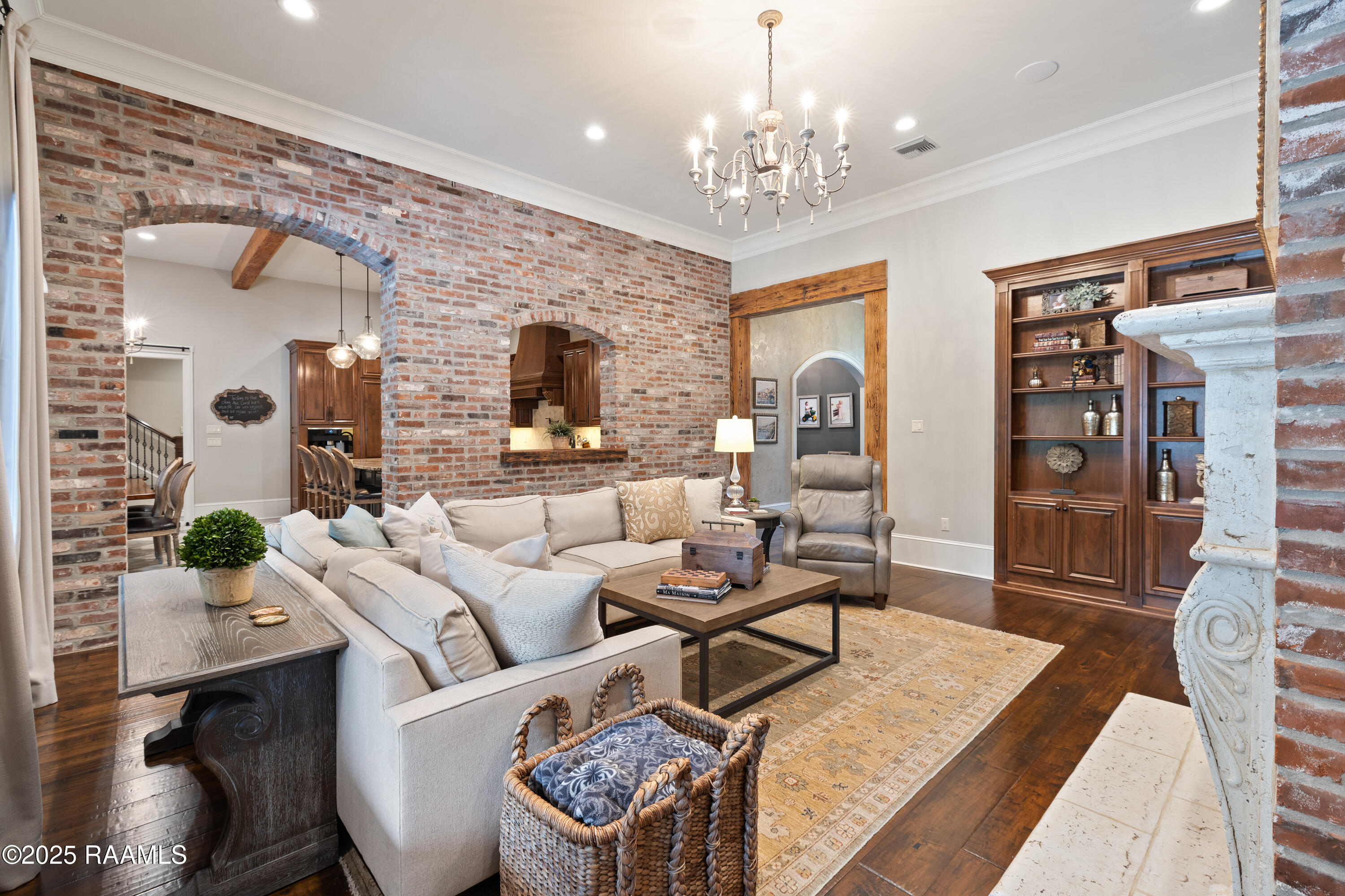 114 Daniel St. Martinville, LA 70582 - Photo 11 of 57 Living Room