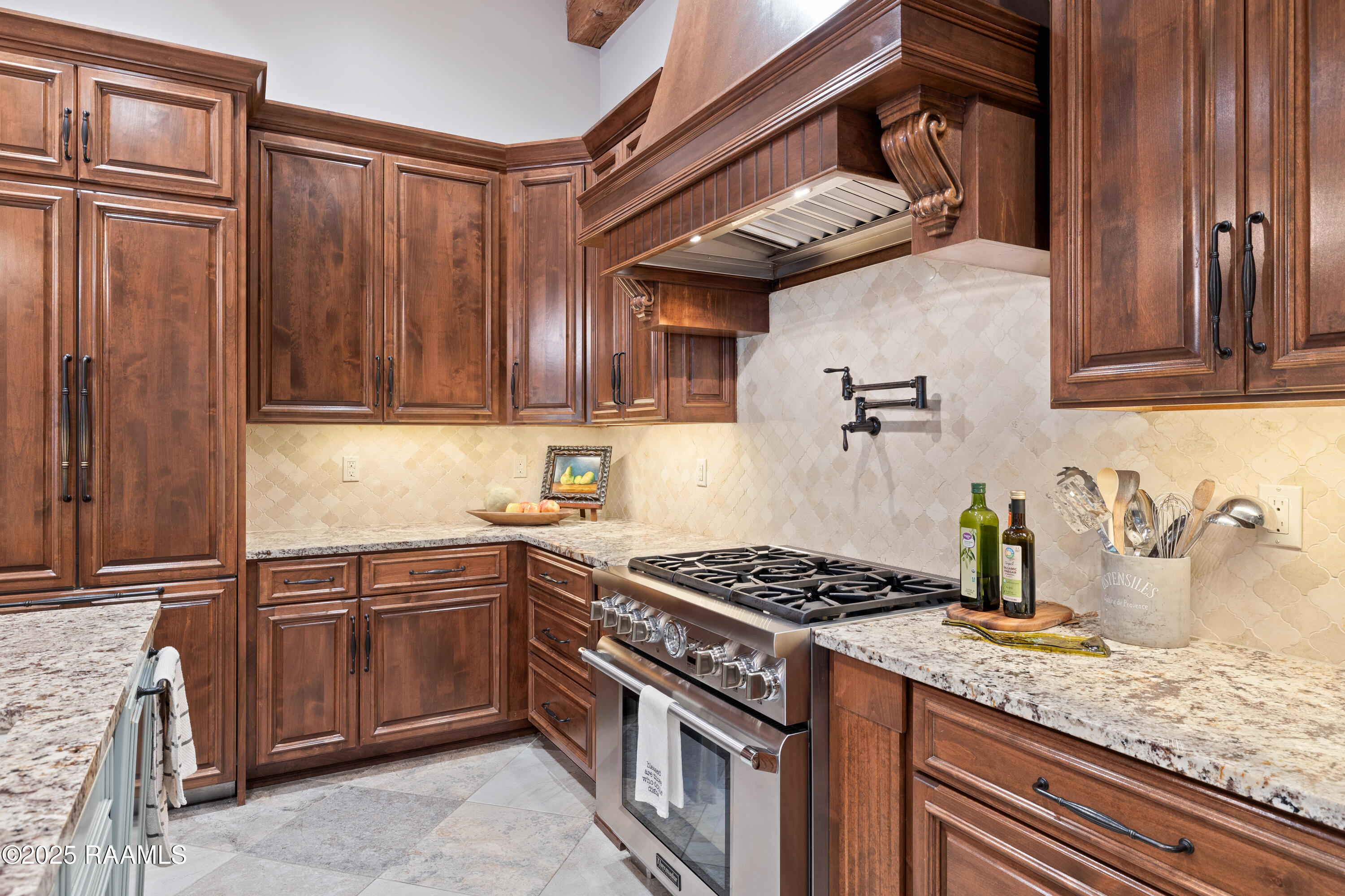 114 Daniel St. Martinville, LA 70582 - Photo 14 of 57 Kitchen