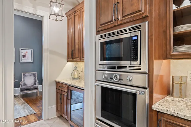 $1,175,000 | 114 Daniel, St. Martinville, LA 70582