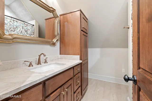 $1,175,000 | 114 Daniel, St. Martinville, LA 70582