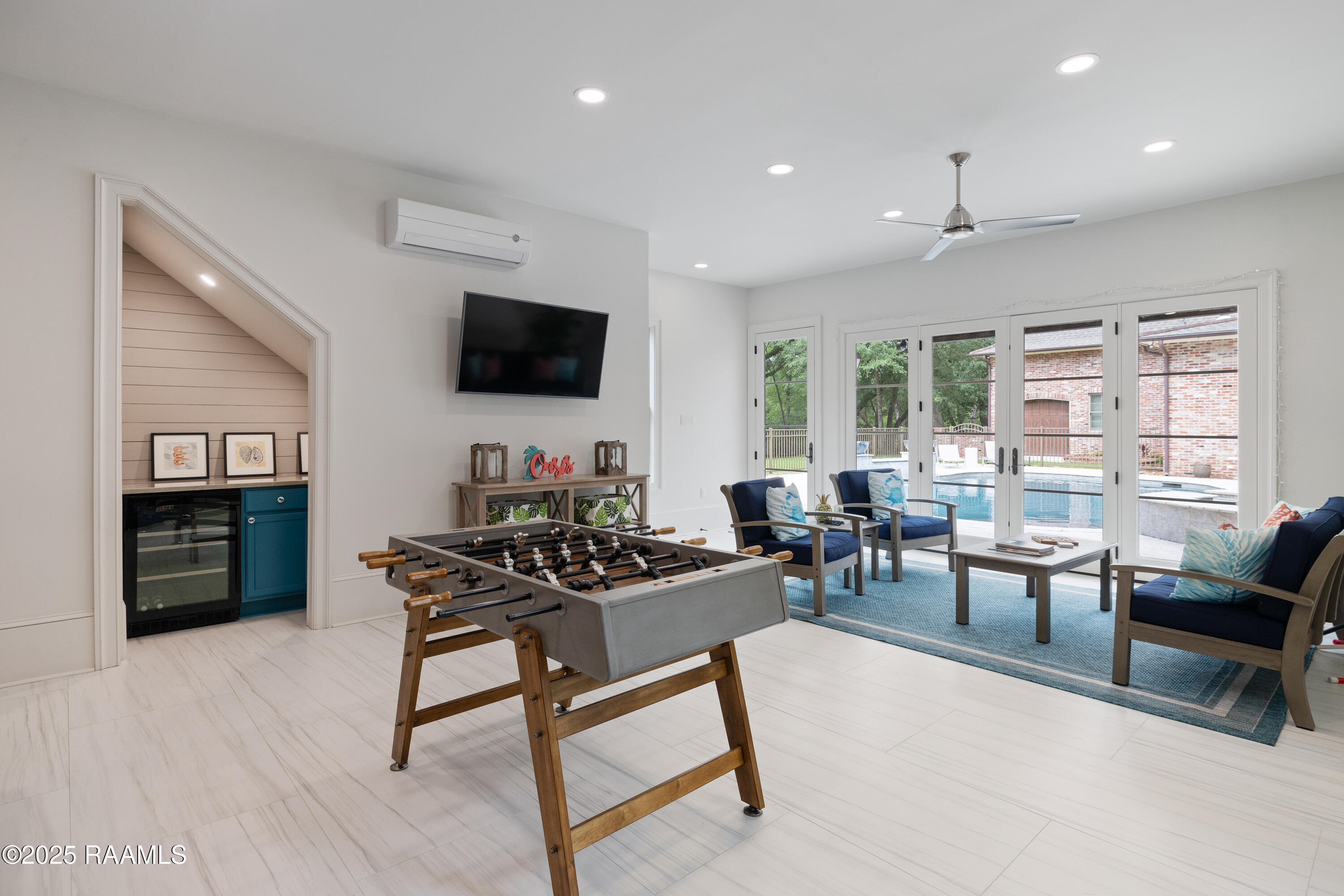 114 Daniel St. Martinville, LA 70582 - Photo 46 of 57 Pool House/Game Room