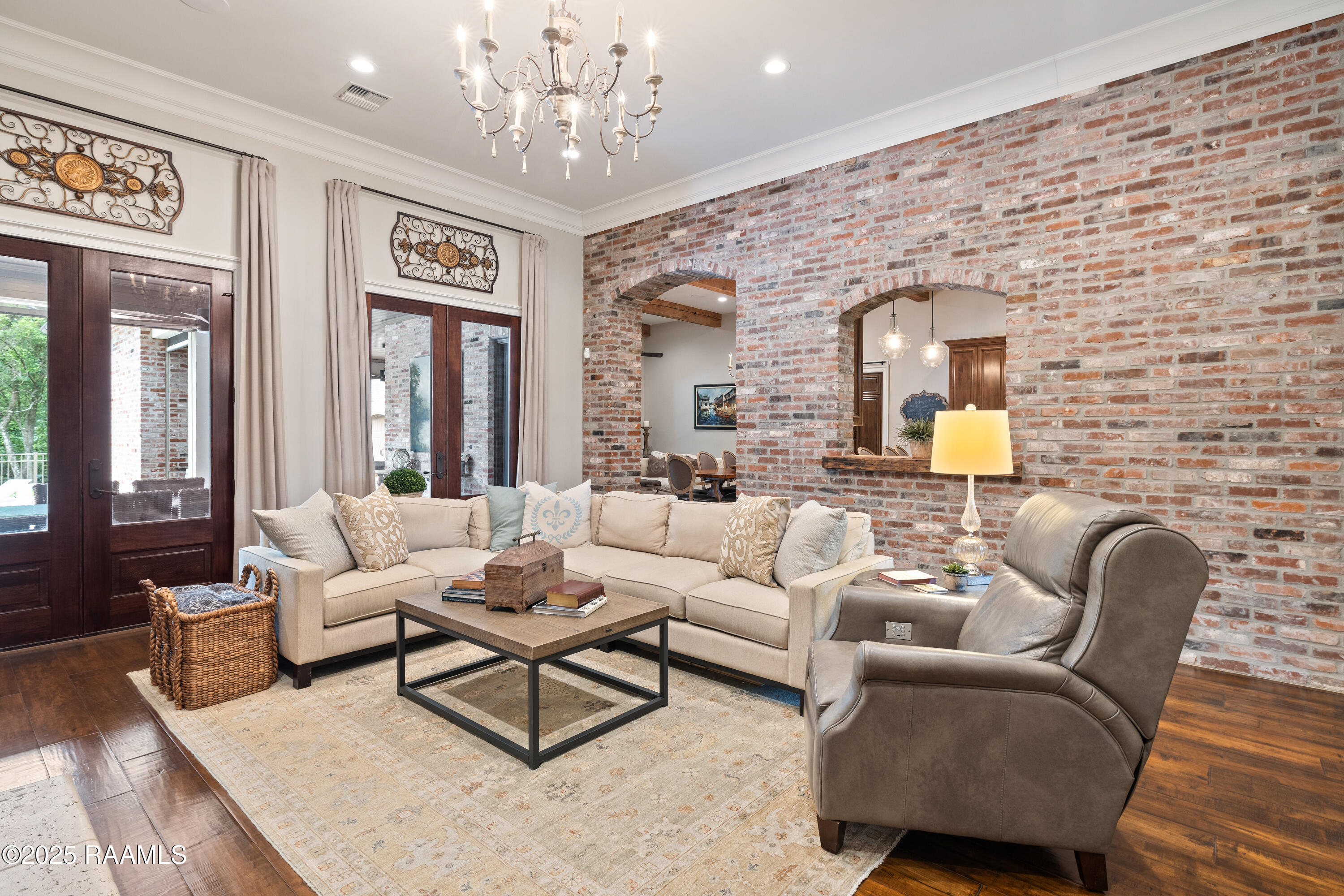 114 Daniel St. Martinville, LA 70582 - Photo 10 of 57 Living Room