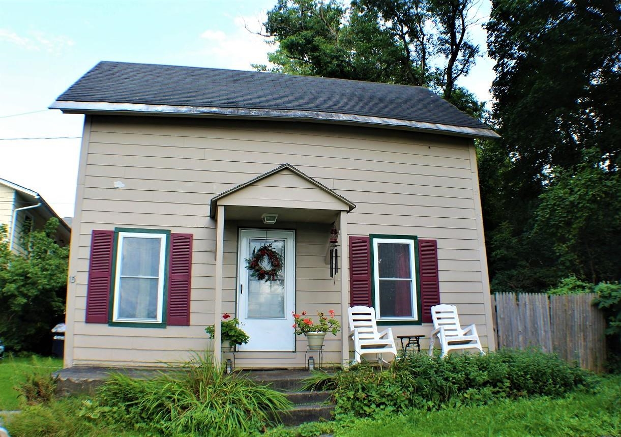 15 Plain Street Barre, VT 05641 - Photo 2 of 14