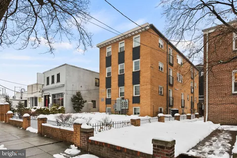 $307,500 | 7723 Alaska Avenue Northwest, Unit 103, Washington, DC 20012