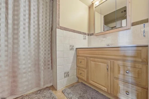 $499,000 | 323 North Lafayette Avenue, Unit 2, Ventnor City, NJ 08406