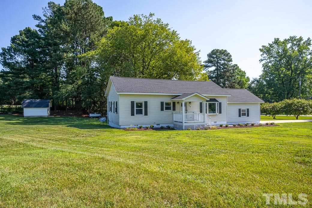24 Adna Pearce Road Zebulon, NC 27597 - Photo 4 of 24 Gallery Image 4