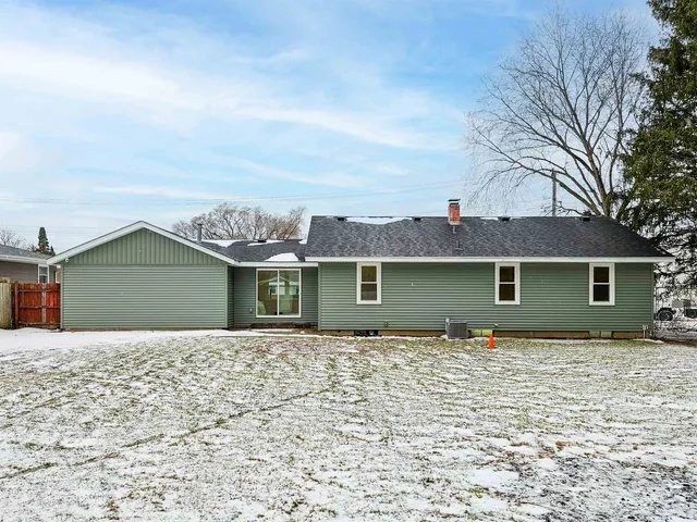 $239,900 | 8325 Ravere Street, Machesney Park, IL 61115