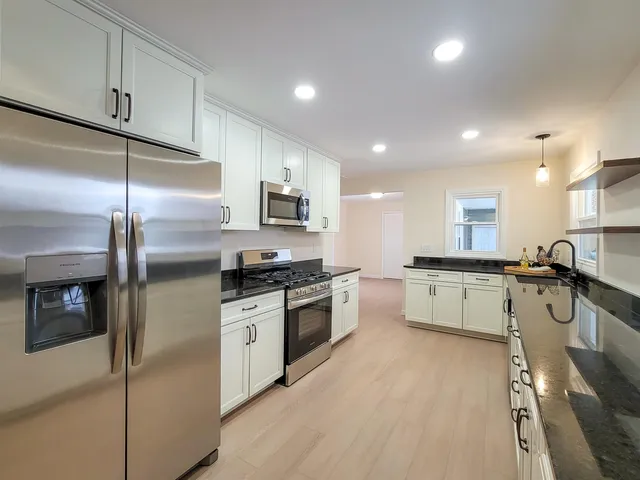 $239,900 | 8325 Ravere Street, Machesney Park, IL 61115