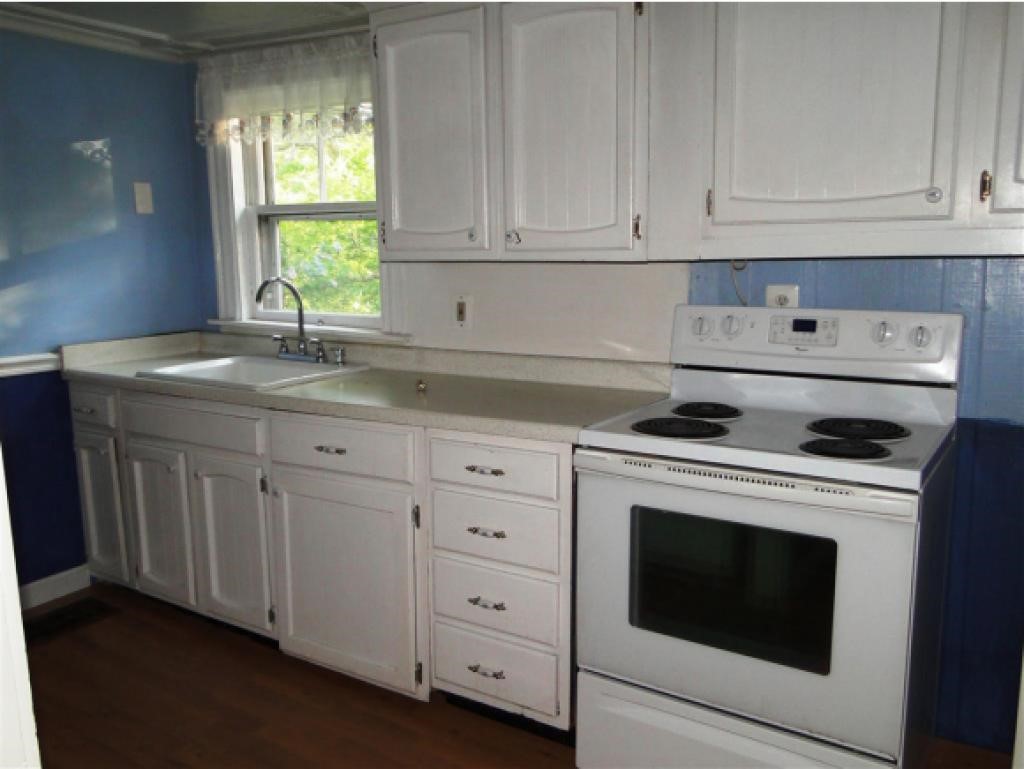241 Main Street Alton, NH 03809 - Photo 3 of 19 Gallery Image 3