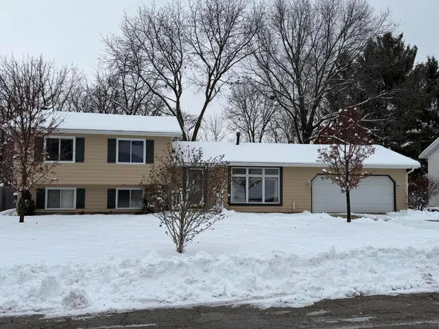$410,000 | 624 Lewis Street, Burlington, WI 53105