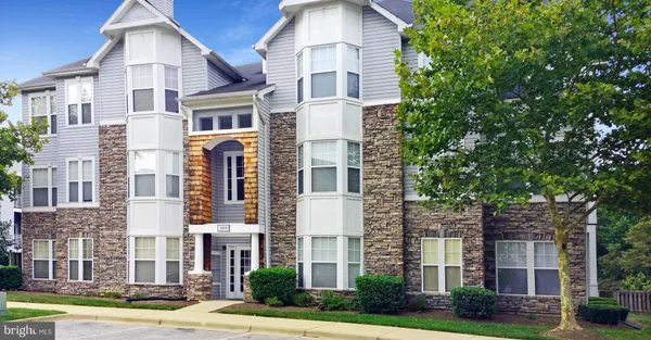$2,000 | 3511 Piney Woods Place, Unit C104, Laurel, MD 20724