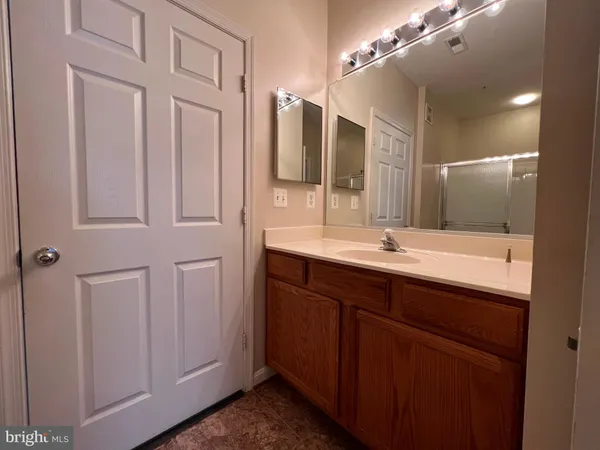 $2,000 | 3511 Piney Woods Place, Unit C104, Laurel, MD 20724