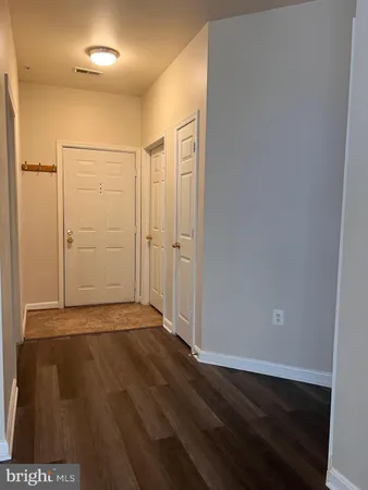 $2,000 | 3511 Piney Woods Place, Unit C104, Laurel, MD 20724
